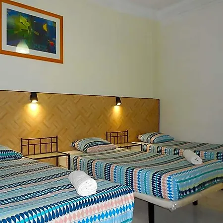 Crescent Hostal Lisboa