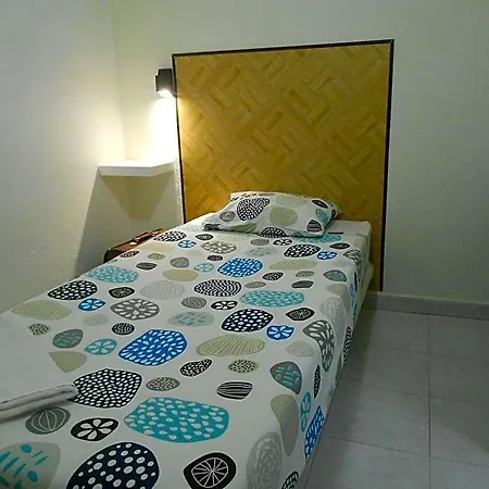 Crescent Hostal