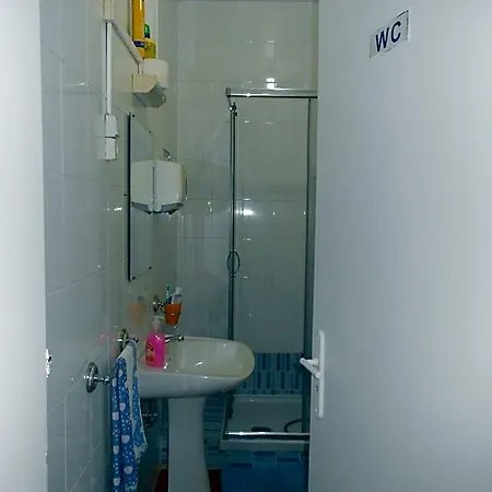 Hostel Crescent