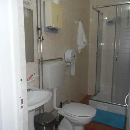 Hostel Crescent Lisboa