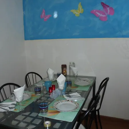 Hostel Crescent