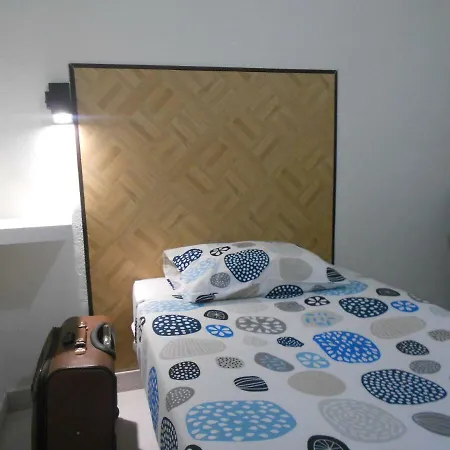 Hostel Crescent